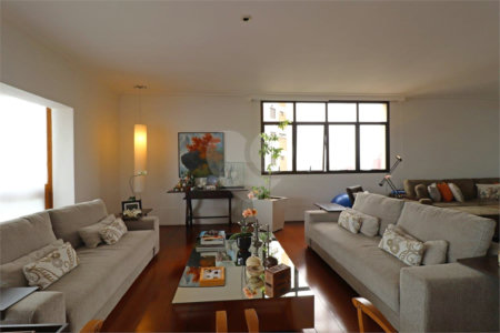 Apartamento à venda com 3 suítes em Vila Suzana, São Paulo, SP