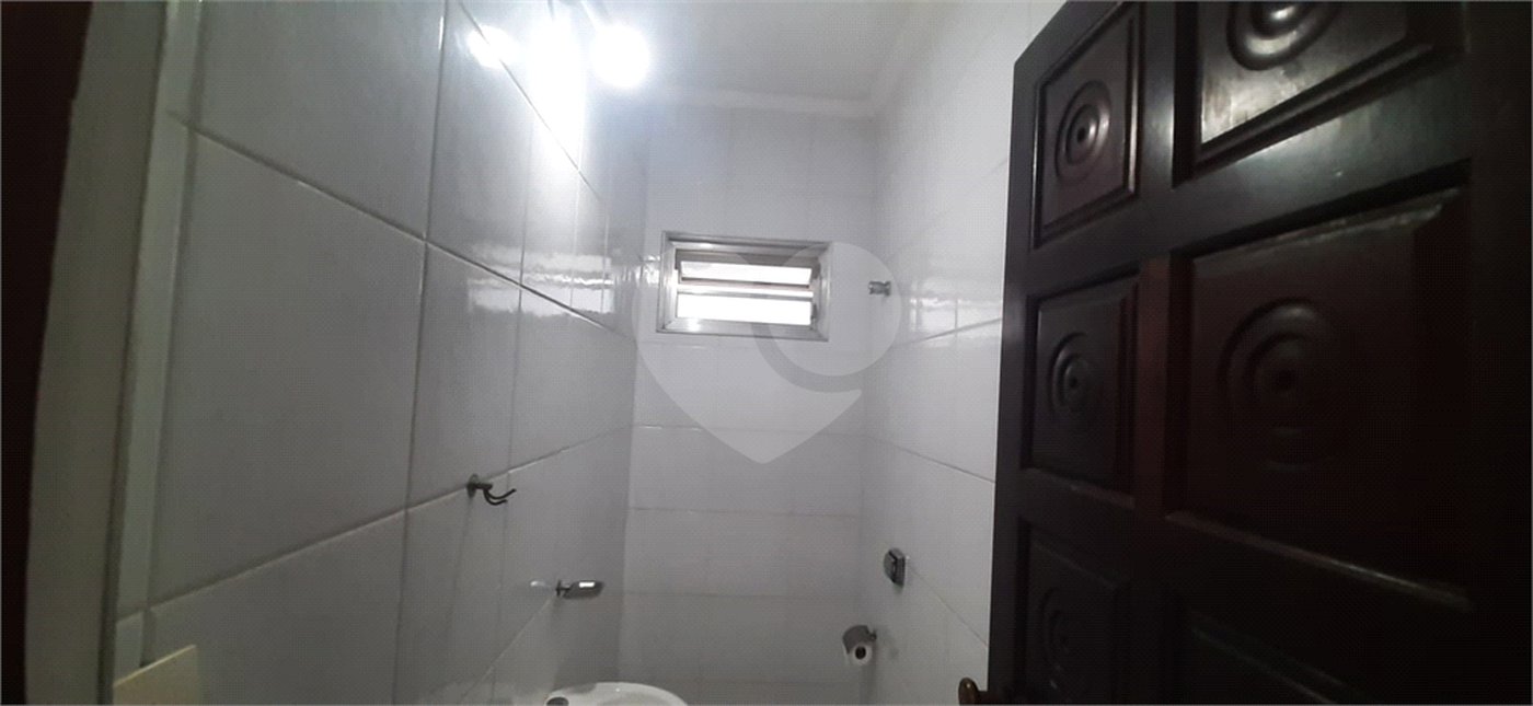 Sobrado à venda com 5 quartos, sendo 1 suíte,  em Vila Rosália, Guarulhos, SP