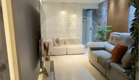 Apartamento à venda com 2 quartos, sendo 1 suíte,  em Catumbi, São Paulo, SP