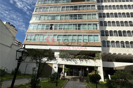 Apartamento à venda com 4 quartos, sendo 2 suítes, em Tijuca, Rio de Janeiro, RJ