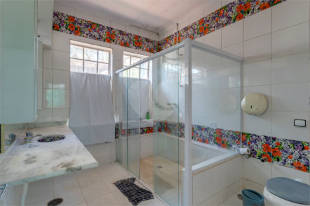 Casa Térrea à venda com 4 quartos, sendo 1 suíte, em Jardim Prudência, São Paulo, SP