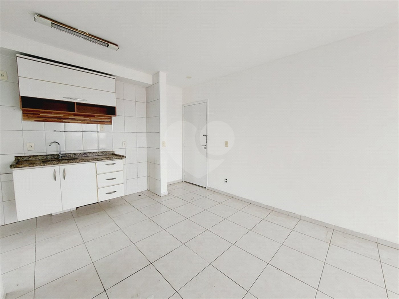 Apartamento à venda ou para alugar com 2 quartos em Vila Anastácio, São Paulo, SP