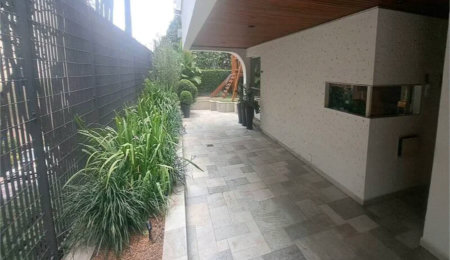 Apartamento à venda com 3 quartos, sendo 1 suíte,  em Pinheiros, São Paulo, SP