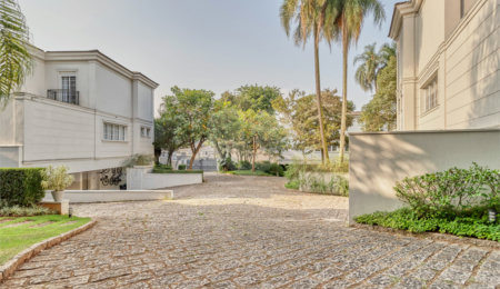 Casa à venda com 4 suítes no condomínio L'unique, São Paulo - SP