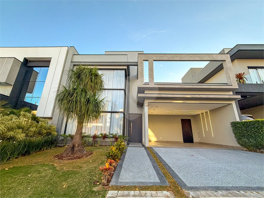 Casa à venda com 3 suítes no condomínio Residencial Duas Marias, Indaiatuba - SP