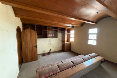 Apartamento à venda com 4 quartos, sendo 2 suítes, no Centro, Araraquara, SP