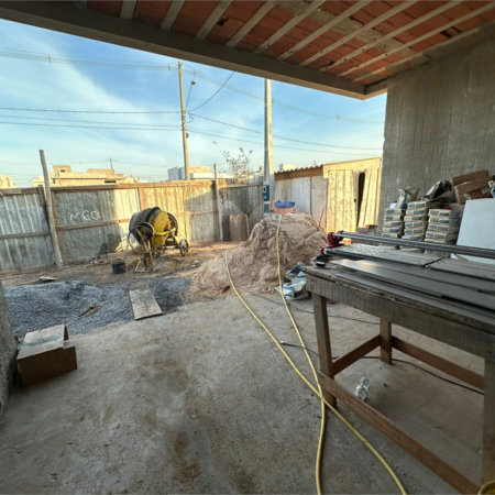 Casa à venda com 3 suítes no condomínio Golden Ville, Itapetininga - SP