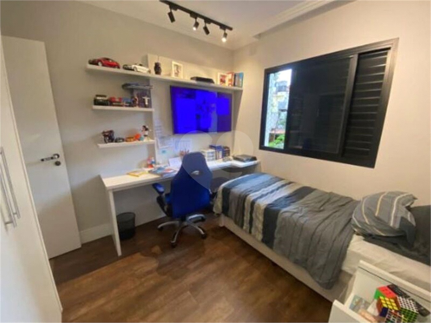 Apartamento à venda com 3 quartos, sendo 1 suíte,  em Vila Regente Feijó, São Paulo, SP