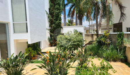Casa à venda com 6 quartos, sendo 4 suítes,  no condomínio Jardim Paulista I, Vinhedo - SP