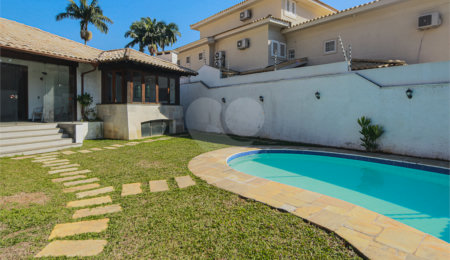 Casa Térrea à venda ou para alugar com 4 quartos, sendo 3 suítes,  em Alto da Boa Vista, São Paulo, SP