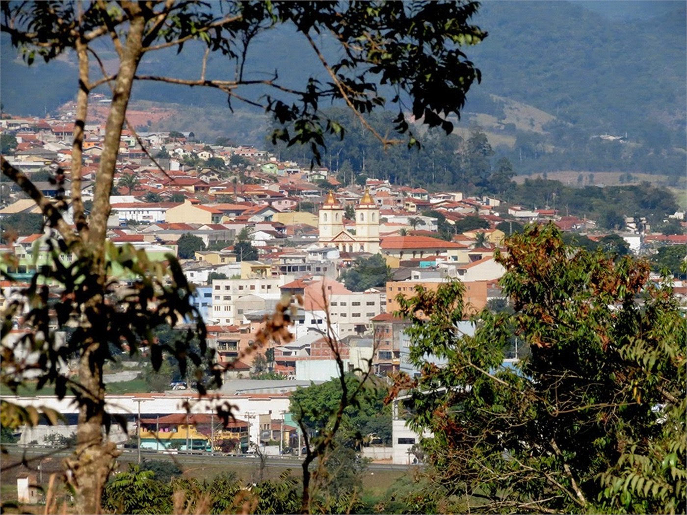 Casa Térrea à venda com 2 quartos no Centro, Bom Jesus dos Perdões, SP