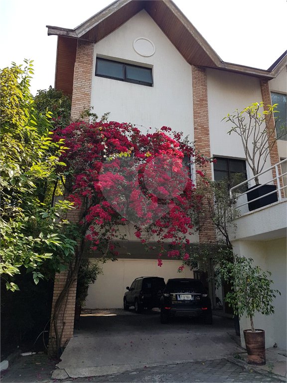 Casa à venda com 3 suítes no condomínio Palm Lane, São Paulo - SP