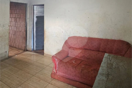 Casa à venda com 2 quartos em Jardim Ivone 1ª Seção, Ponta Porã, MS