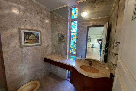 Casa à venda com 3 suítes em Jardim Leonor, São Paulo, SP