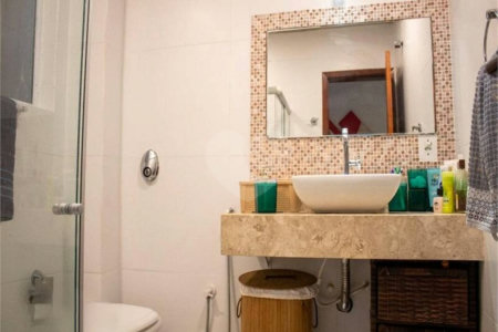 Casa à venda com 5 quartos, sendo 1 suíte, em Grajaú, Rio de Janeiro, RJ