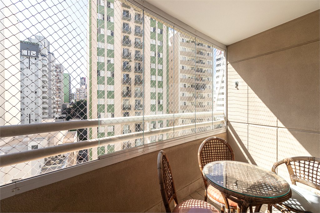 Apartamento à venda ou para alugar com 1 suíte em Pinheiros, São Paulo, SP