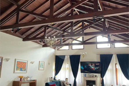 Casa à venda com 6 quartos, sendo 3 suítes, em Chácara Malota, Jundiaí, SP