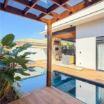 Indaiatuba - HOME DESIGN - Casa Térrea - Condomínio Paradiso - 420 m² de terreno - 307,19 m² de área construída - 3 suítes completas, sendo 1 master com closet planejado e banheira de imersão - Sala de TV reversível para 4ª suíte - Sala de estar ampla e varanda gourmet integrada - Cozinha com móve
