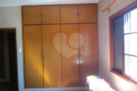 Casa Térrea c/Subsolo na Saúde c/300m2 4Quartos/2 Suítes/15 Vagas
