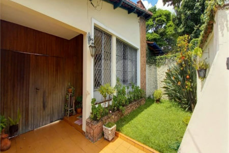 Casa 03 dormitórios Campo Belo