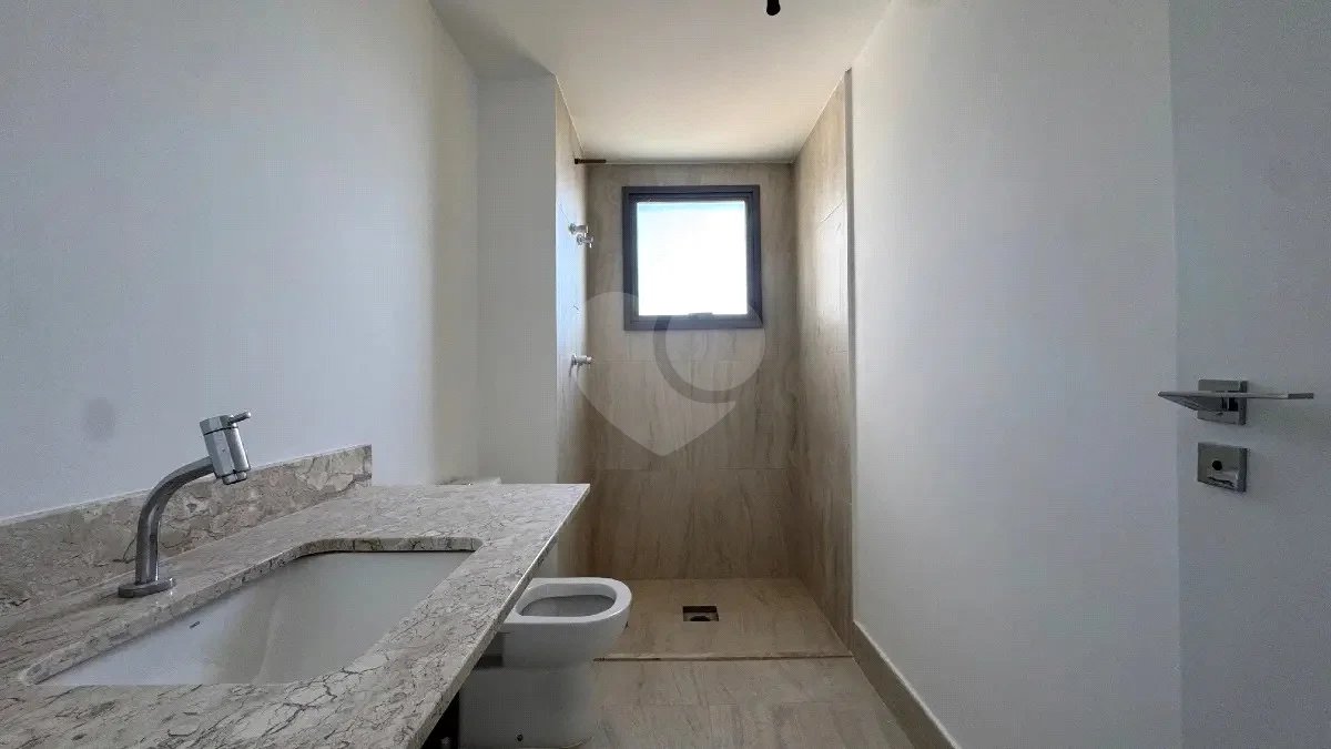 Apartamento para venda em Campo Belo com 3 quartos, sendo 3 suítes, 136m²