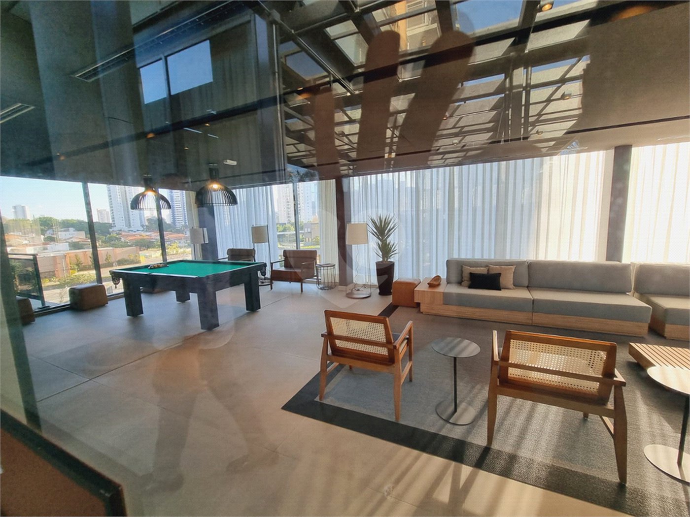 Apartamento à venda ou para alugar com 3 quartos, sendo 1 suíte, em Jardim das Acácias, São Paulo, SP