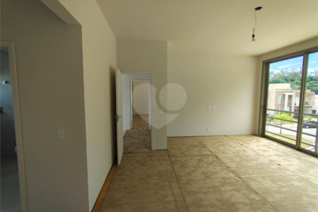 Casa à venda com 4 quartos, sendo 3 suítes,  no condomínio Villa Verde, Jundiaí - SP