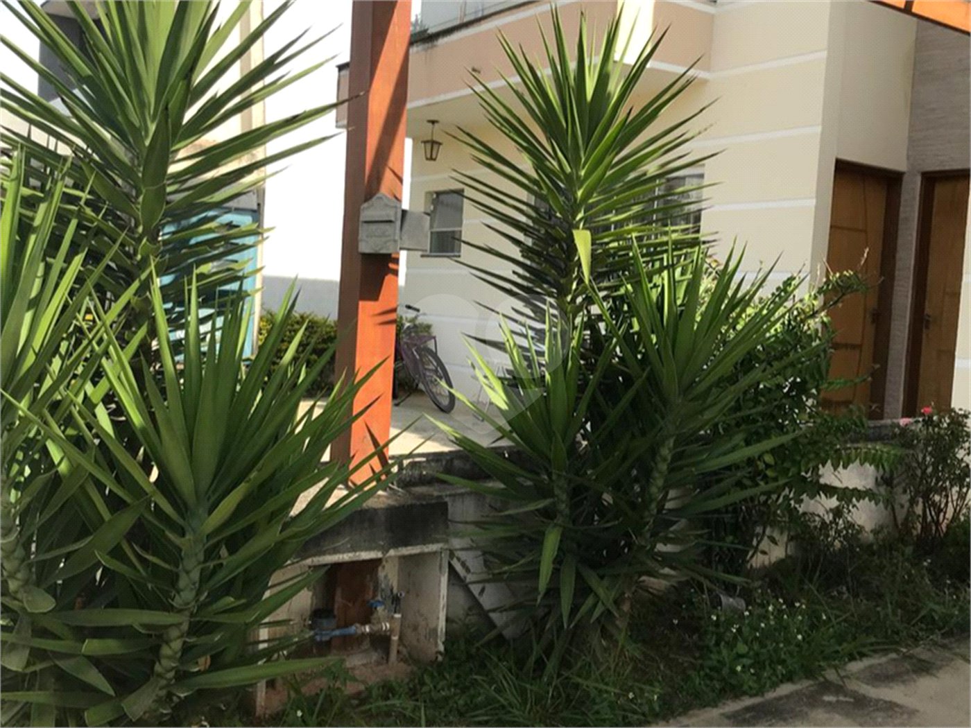 Casa à venda com 3 quartos, sendo 1 suíte,  no condomínio Horto Florestal II, Sorocaba - SP