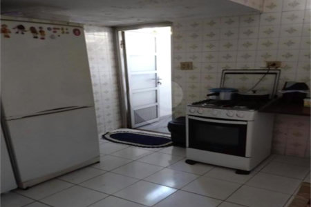 Sobrado à venda com 4 quartos em Ipiranga, São Paulo, SP