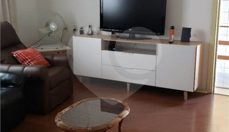 Casa à venda com 3 suítes em Cambuci, São Paulo, SP