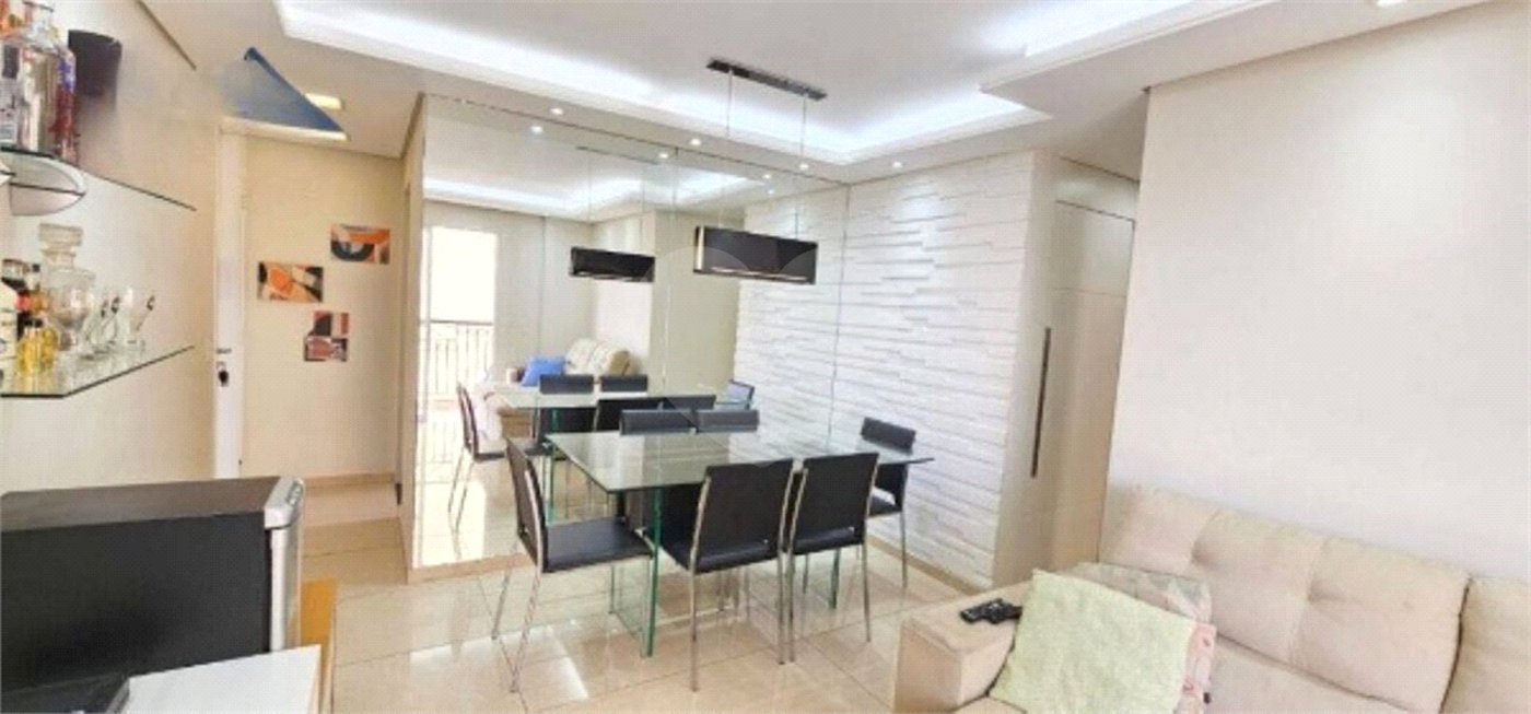 Apartamento à venda com 3 quartos, sendo 1 suíte,  em Vila Paulista, São Paulo, SP