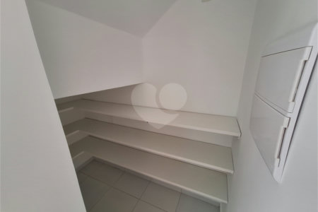Casa à venda com 3 quartos, sendo 1 suíte, no condomínio Villagio Montalcino, Vinhedo - SP