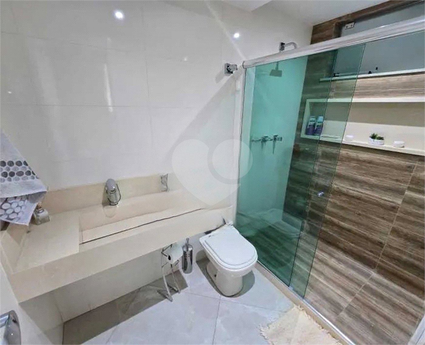 Apartamento à venda com 3 quartos, sendo 2 suítes, em Tijuca, Rio de Janeiro, RJ