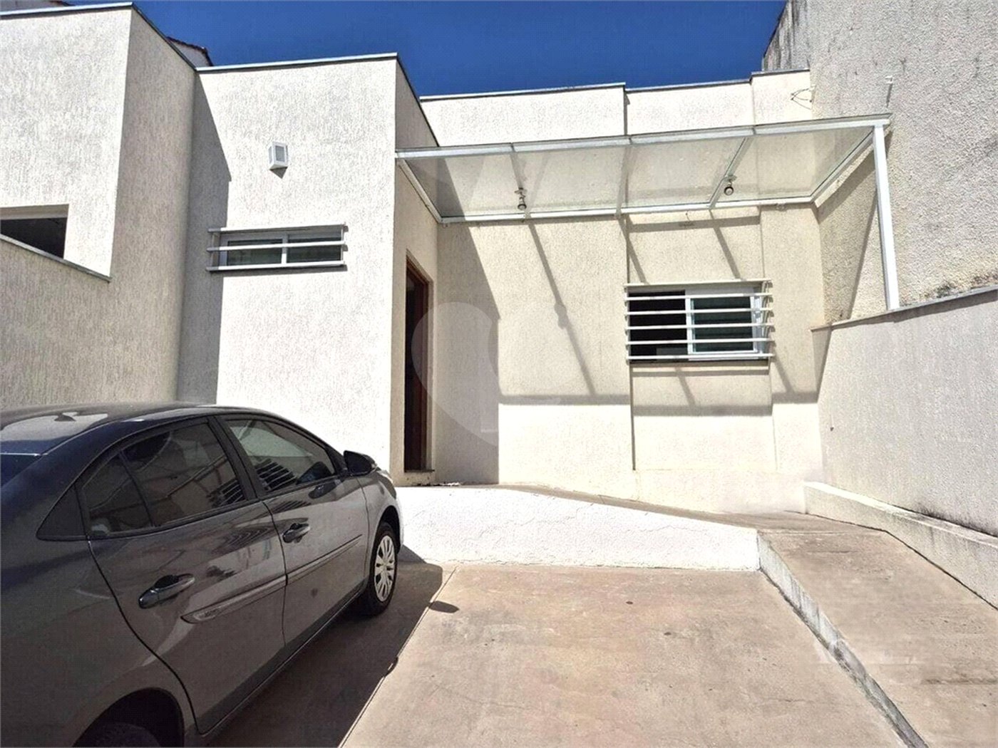 Casa à venda com 3 quartos, sendo 1 suíte,  em Vila Augusta, Sorocaba, SP