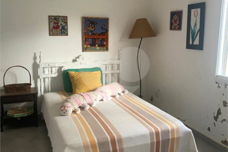 Casa à venda com 5 quartos, sendo 3 suítes, no condomínio Zuleika Jabour, Salto - SP