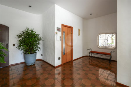 Apartamento à venda ou para alugar com 3 quartos, sendo 1 suíte,  em Granja Julieta, São Paulo, SP