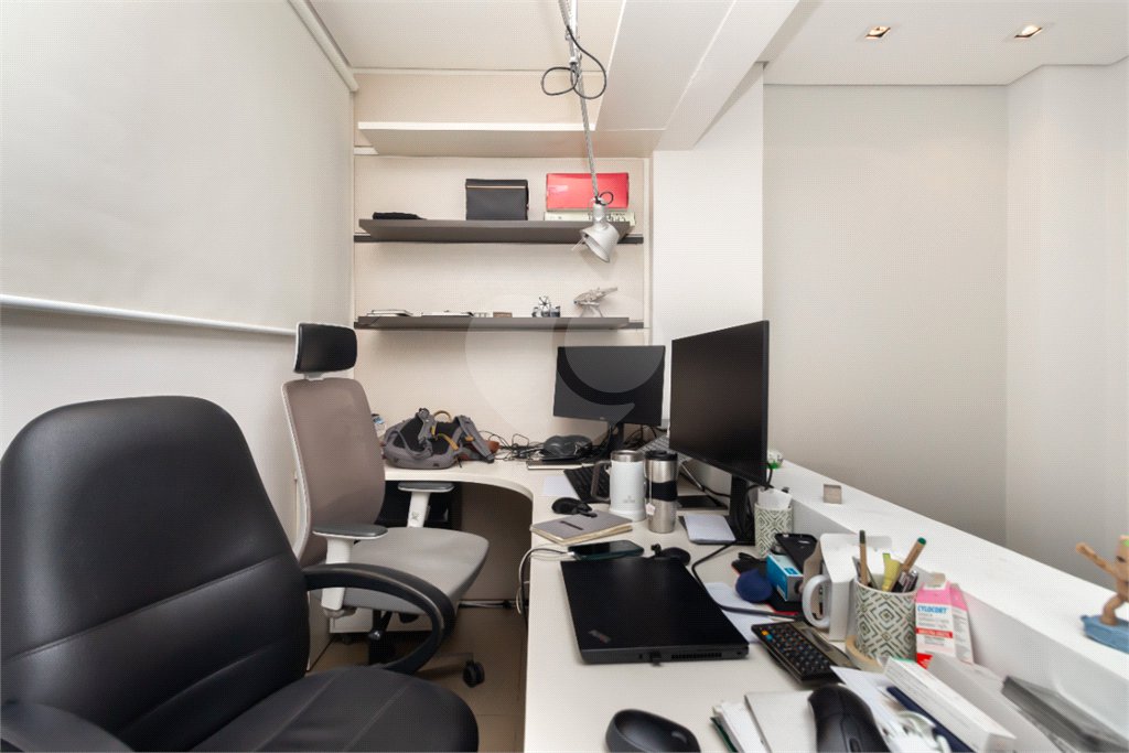 Apartamento à venda com 2 quartos, sendo 1 suíte, em Campo Belo, São Paulo, SP