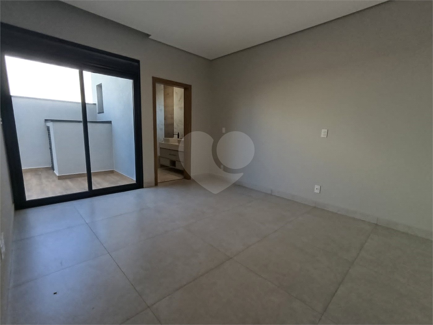Casa à venda com 3 quartos, sendo 1 suíte, no condomínio Park Gran Reserve, Indaiatuba - SP