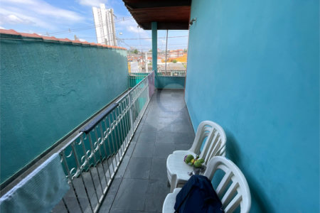 Casa à venda com 3 quartos, sendo 1 suíte, em Vila Júlia, Poá, SP