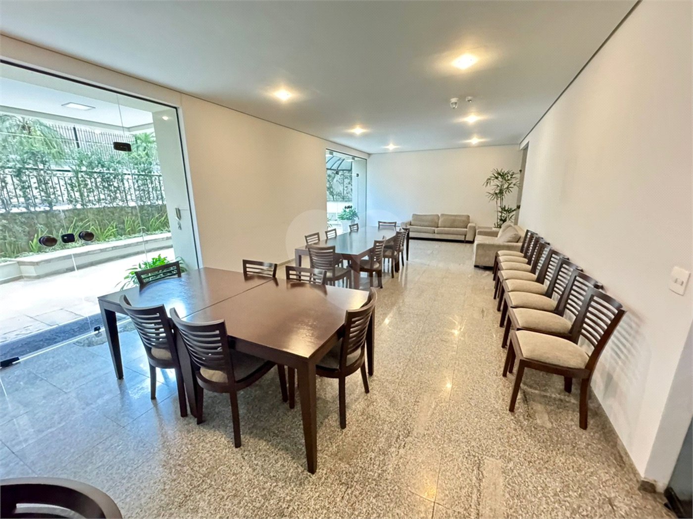Apartamento à venda com 4 quartos, sendo 2 suítes,  em Pinheiros, São Paulo, SP
