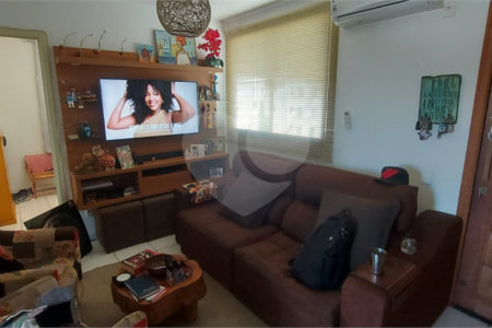 Apartamento à venda com 2 quartos em Estácio, Rio de Janeiro, RJ
