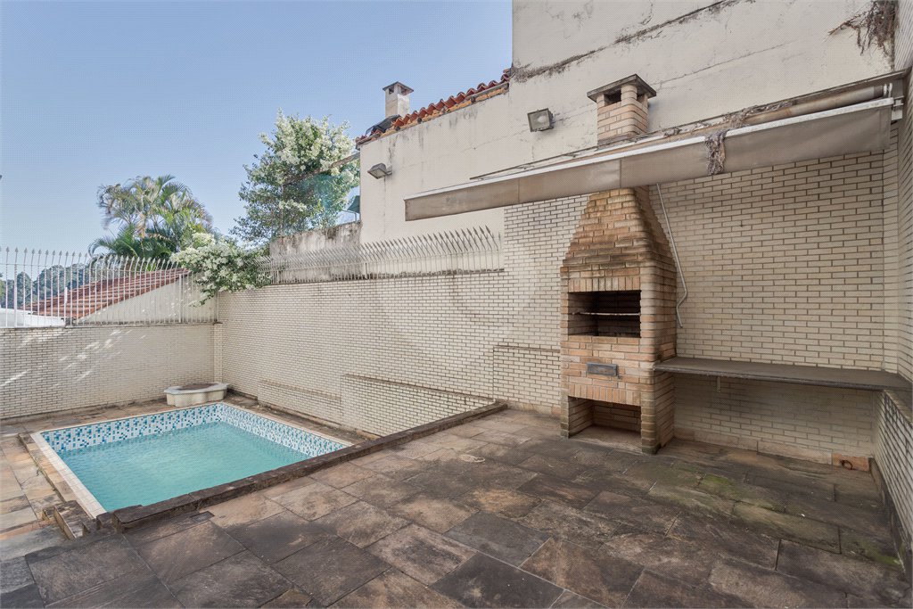 Casa à venda com 3 quartos, sendo 1 suíte, em Brooklin, São Paulo, SP
