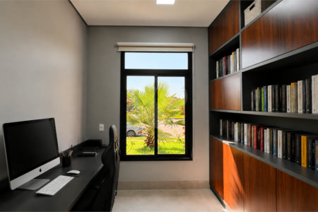 Casa à venda com 3 suítes no condomínio Florais da Mata, Várzea Grande - MT