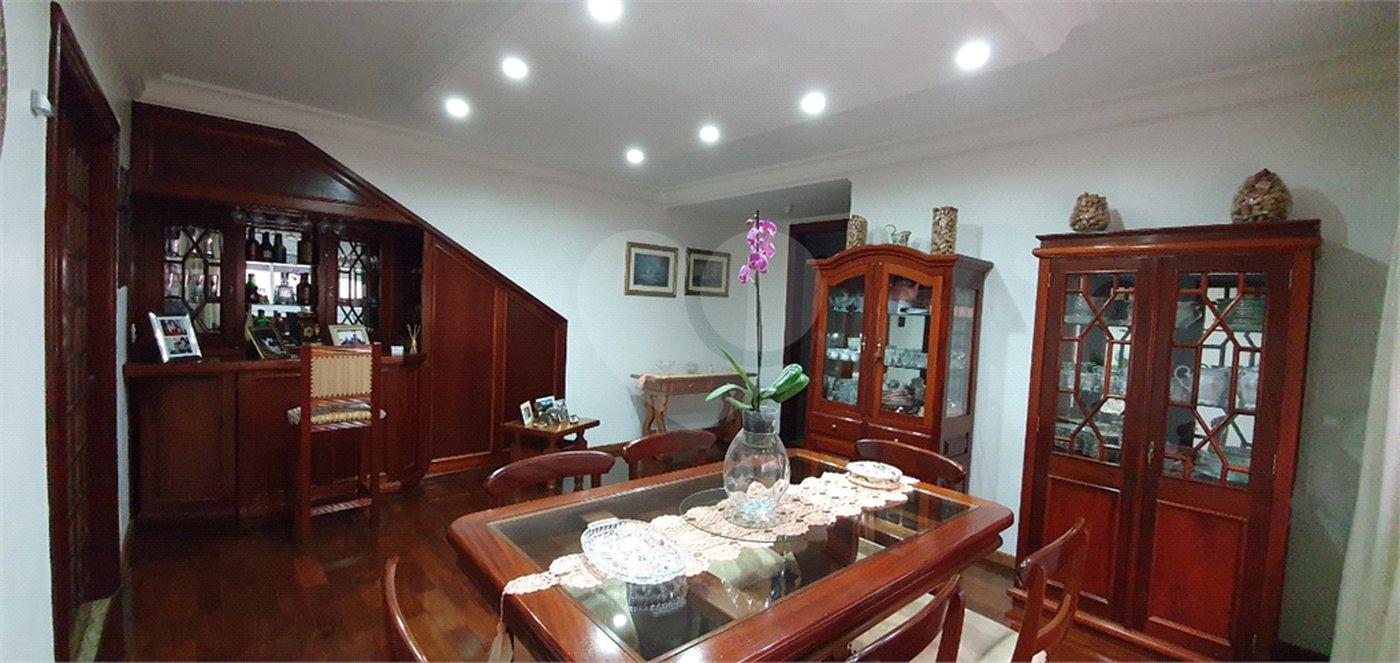 Casa à venda com 4 suítes em Vila Cordeiro, São Paulo, SP