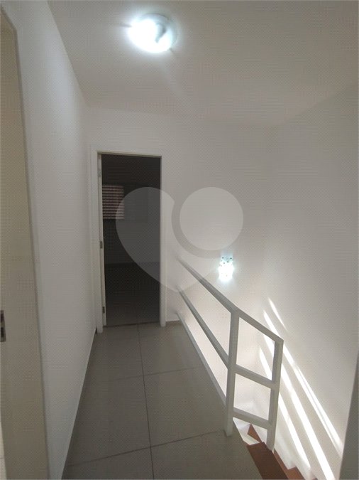 Casa à venda com 2 quartos no condomínio Vila Ajoá, Caieiras - SP