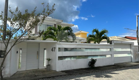 Casa em condomínio à venda com 5 quartos, sendo 1 suíte,  em Caravelas, Armação dos Búzios, RJ