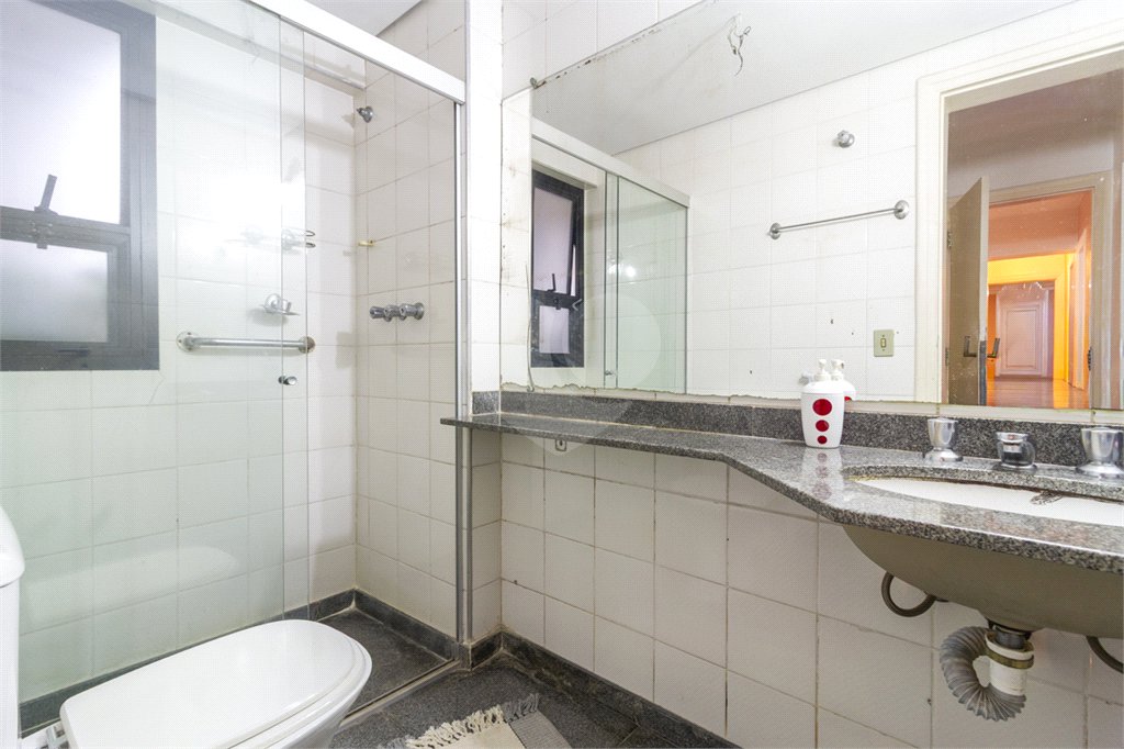 Apartamento à venda com 4 quartos, sendo 1 suíte, em Indianópolis, São Paulo, SP