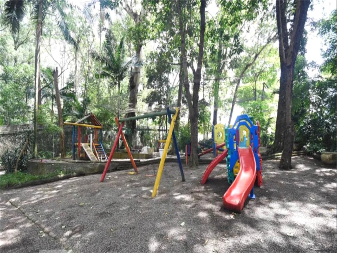 Casa à venda com 4 suítes no condomínio Residencial Morumbi, São Paulo - SP