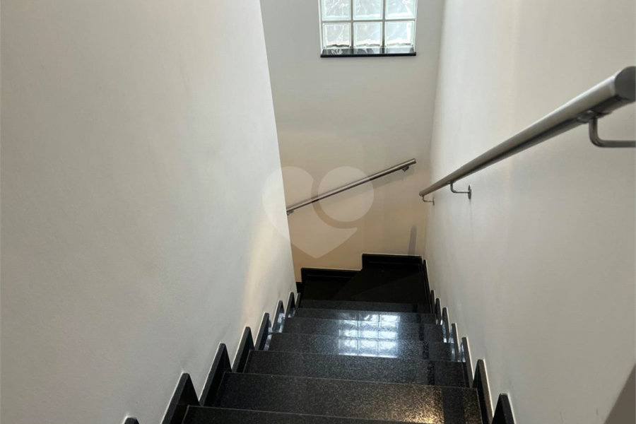 Casa à venda com 3 suítes em Santana, São Paulo, SP