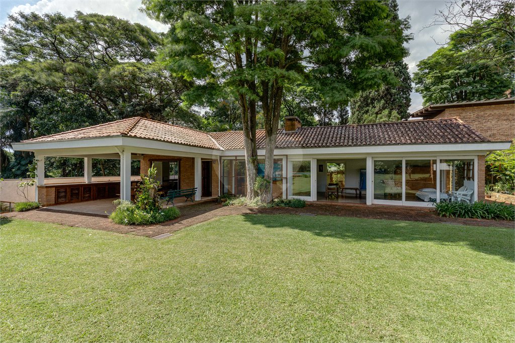 Casa Térrea à venda com 4 quartos, sendo 1 suíte, em Chácara Monte Alegre, São Paulo, SP
